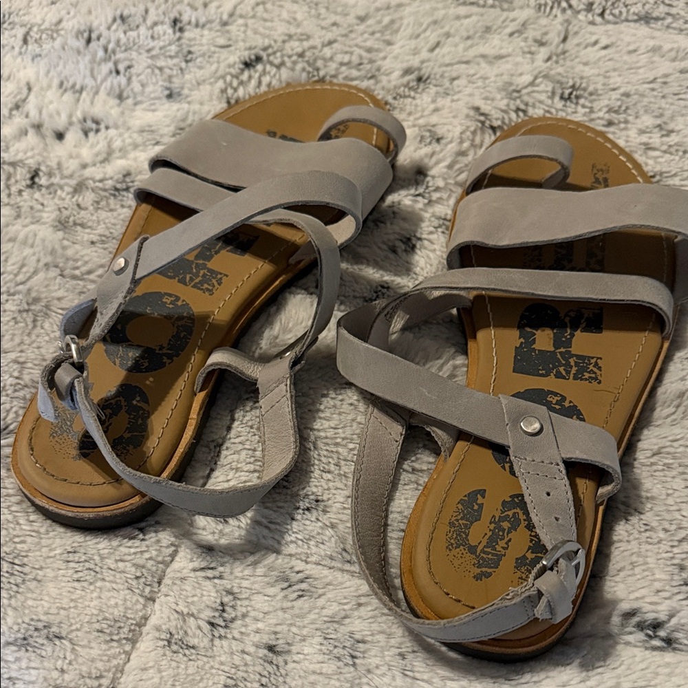 Sorel Gray and Tan Sandals